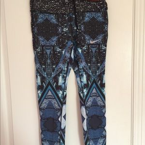 jogging pants